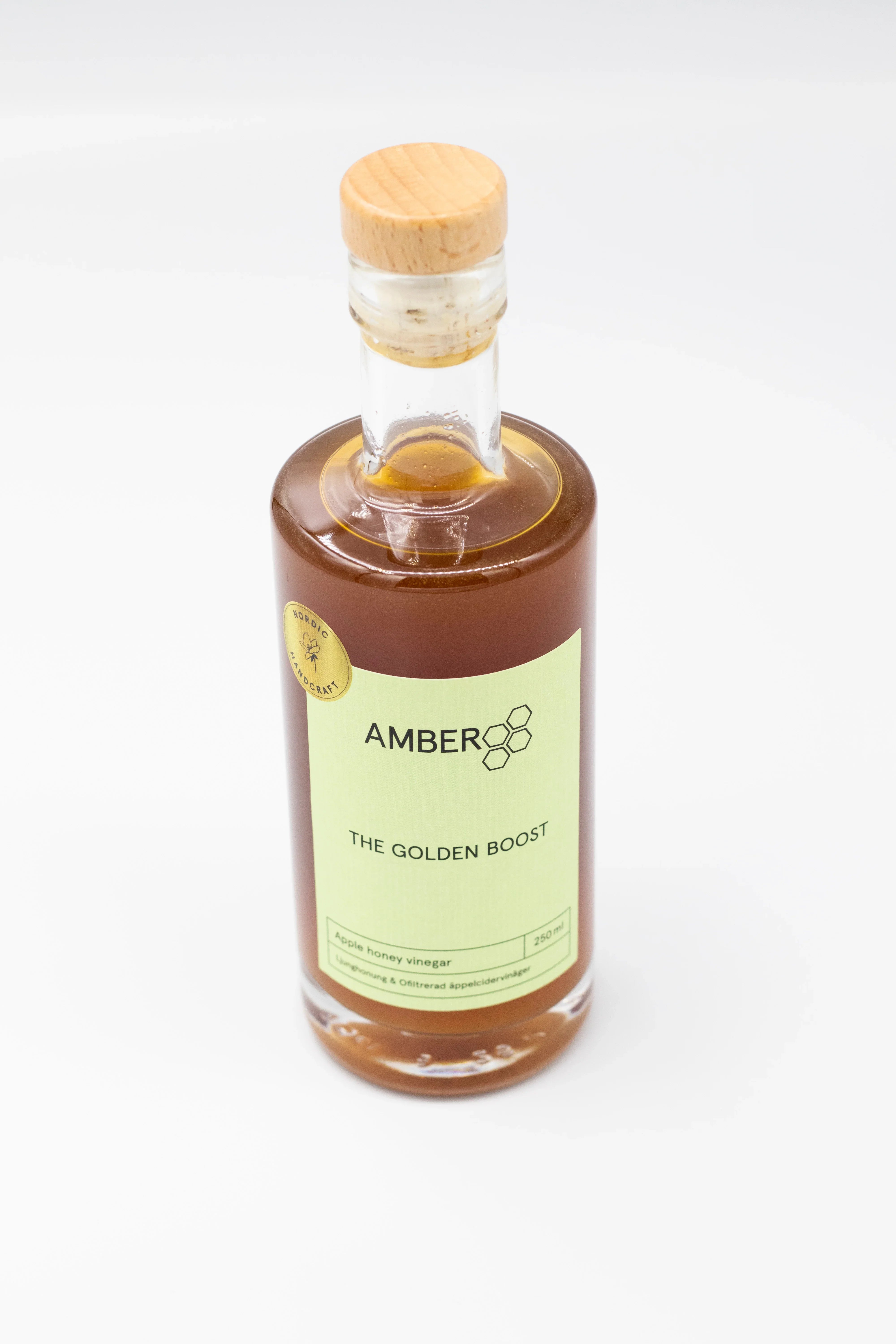 Flaska med äppelcidervinäger och honung, hantverksmässigt producerad, 250 ml